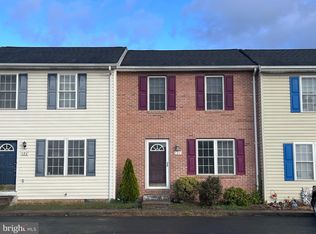 124 Kadies Ln, Edinburg, VA 22824