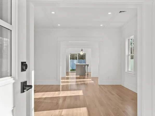 20 Anchor Way #5, Newport, RI 02840