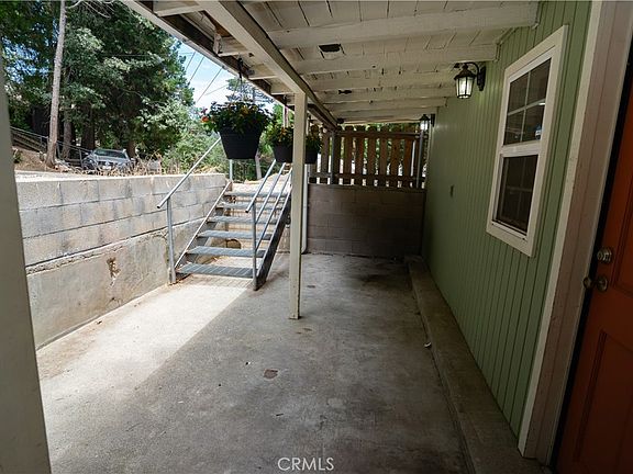 4th image of 23655 Rocky Dell Rd