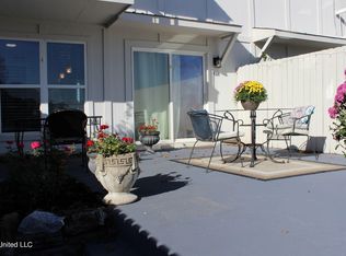 550 Post Rd APT 211, Ridgeland, MS 39157