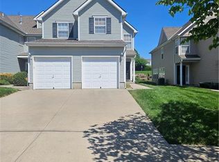 8341 N Kensington Ave, Kansas City, MO 64119