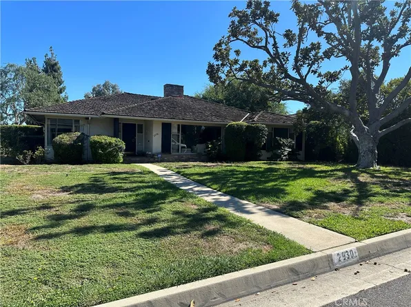 2930 Canterbury Rd, San Marino, CA 91108