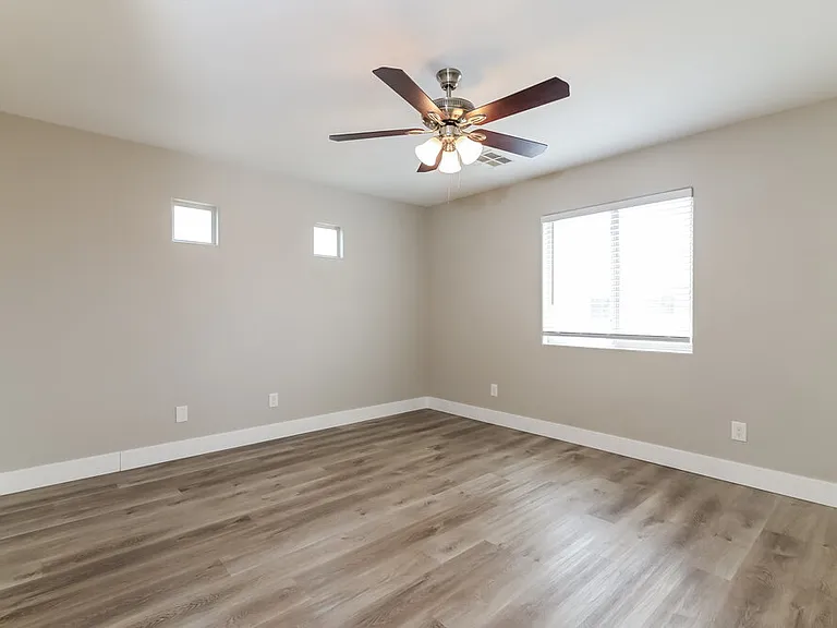 6002 Aripeka St — Photo 11