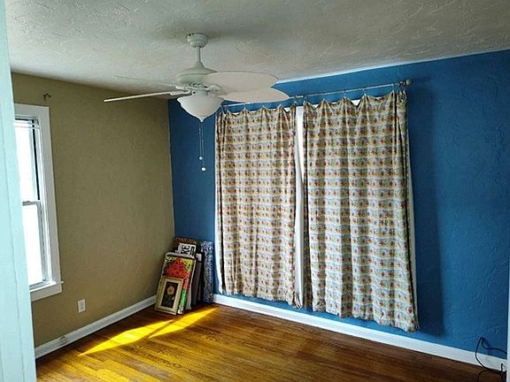 3rd image of 603 Chatham Dr