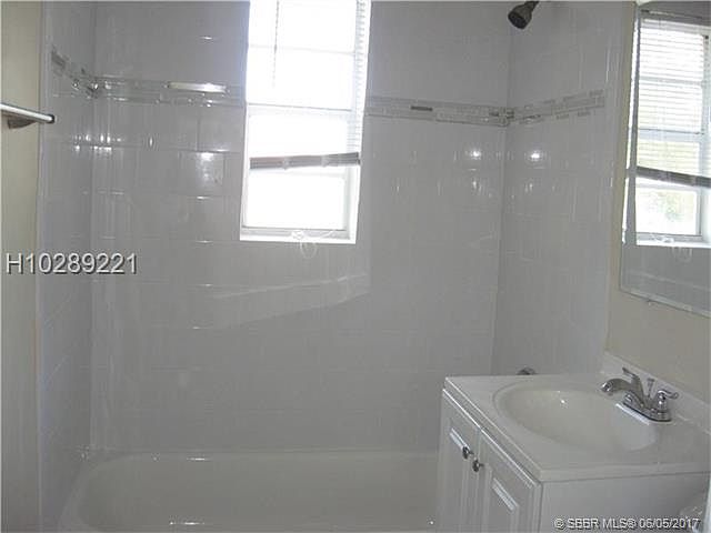 2nd image of 1784 Marseille Dr APT 4