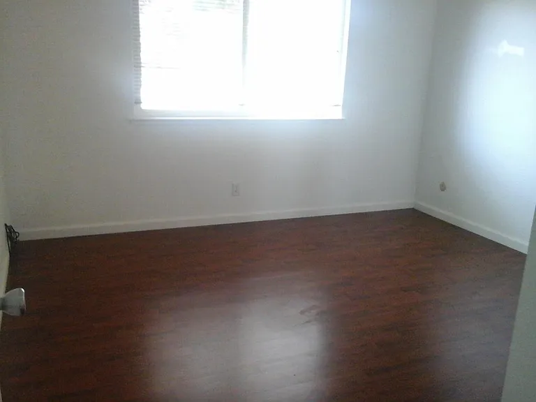 9017 Casals St #4 — Photo 6