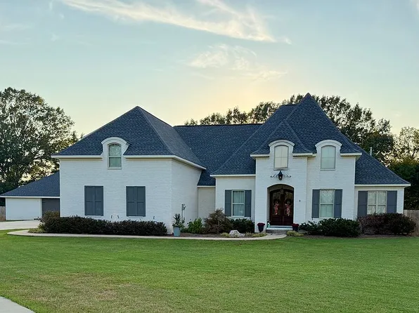 128 Paul Gusmus Ln, Saltillo, MS 38866