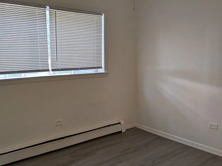 521 S Green Oaks Ct #7 — Photo 7