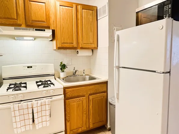 6515 Blvd East image 18 of 37