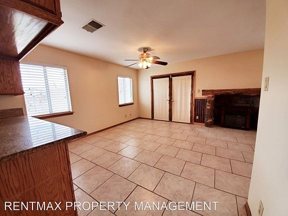 4th image of 5045 N Harold St