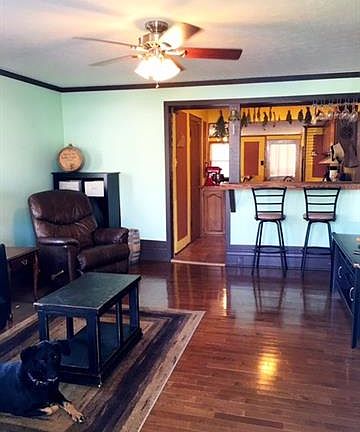 2nd image of 1264 Nutwood St