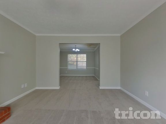 2nd image of 1292 Parkwood Chase NW