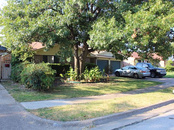2nd image of 802 Salem Dr