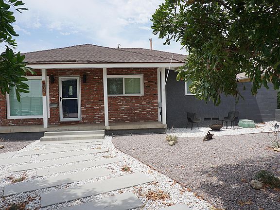 3rd image of 804 W El Morado Ct