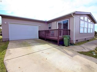 1105 Fulton Ave, Coos Bay, OR 97420