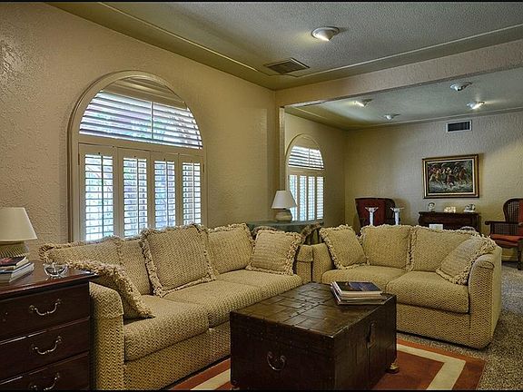 3rd image of 1909 Cueva De Oro Ct