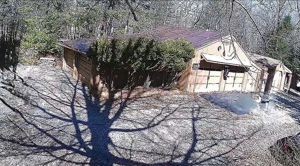 1st image of 608 Beach Road