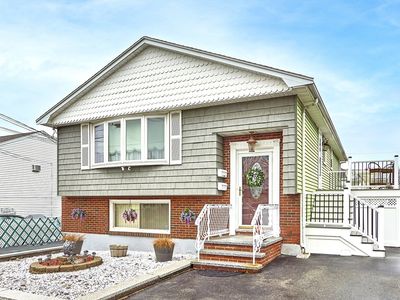 45 Dawes St, Revere, MA, 02151