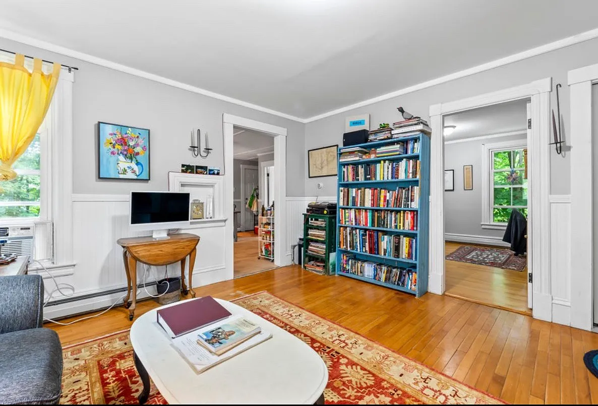 2 bed, 1100 sqft, $1,950 — Photo 1