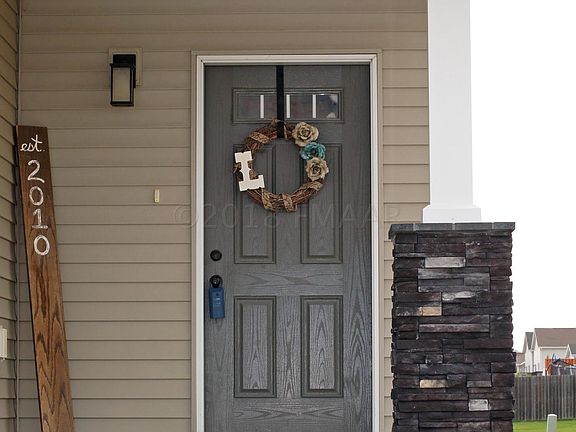 2nd image of 3117 Foxtail Dr E