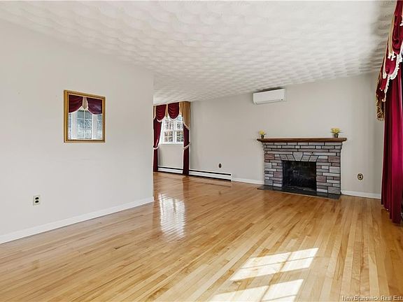4th image of 53 Macbeath Ave