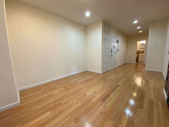 2nd image of 238 W 20th St #2DD
