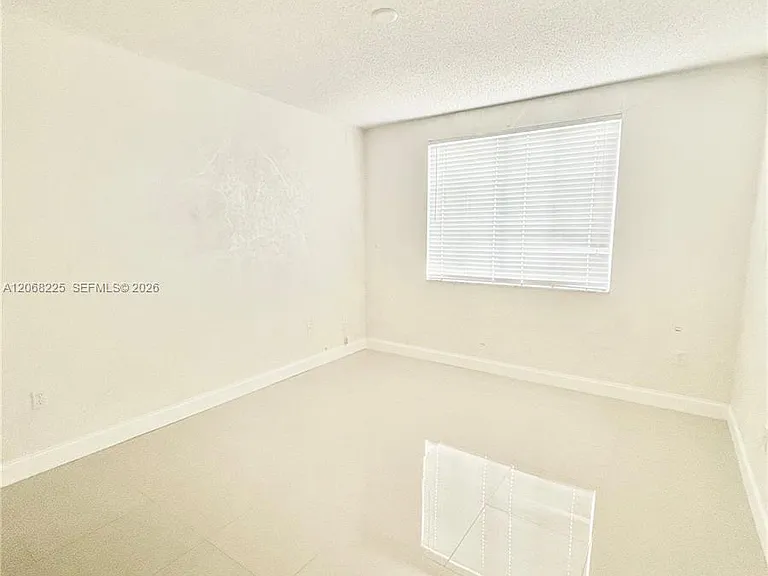 8030 N Nob Hill Rd #105 — Photo 11