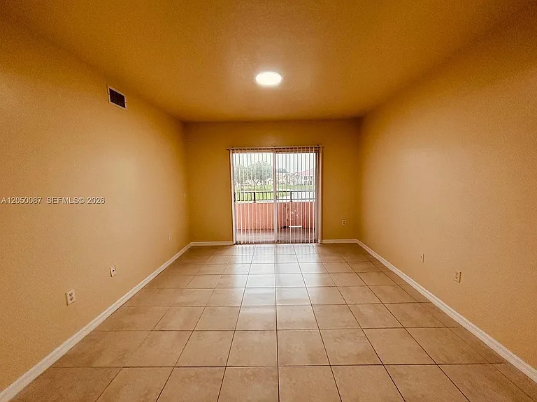 2403 Belmont Ln #2403 — Photo 19