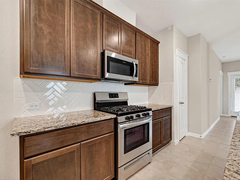 252 Laura Leigh Ln — Photo 12