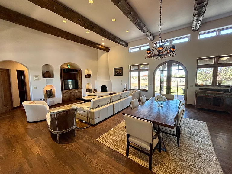 405 Rancho Milagro Way — Photo 3