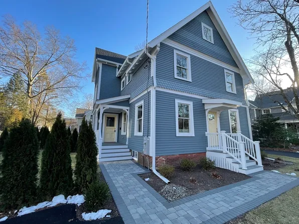 82 Church St #82, Winchester, MA 01890