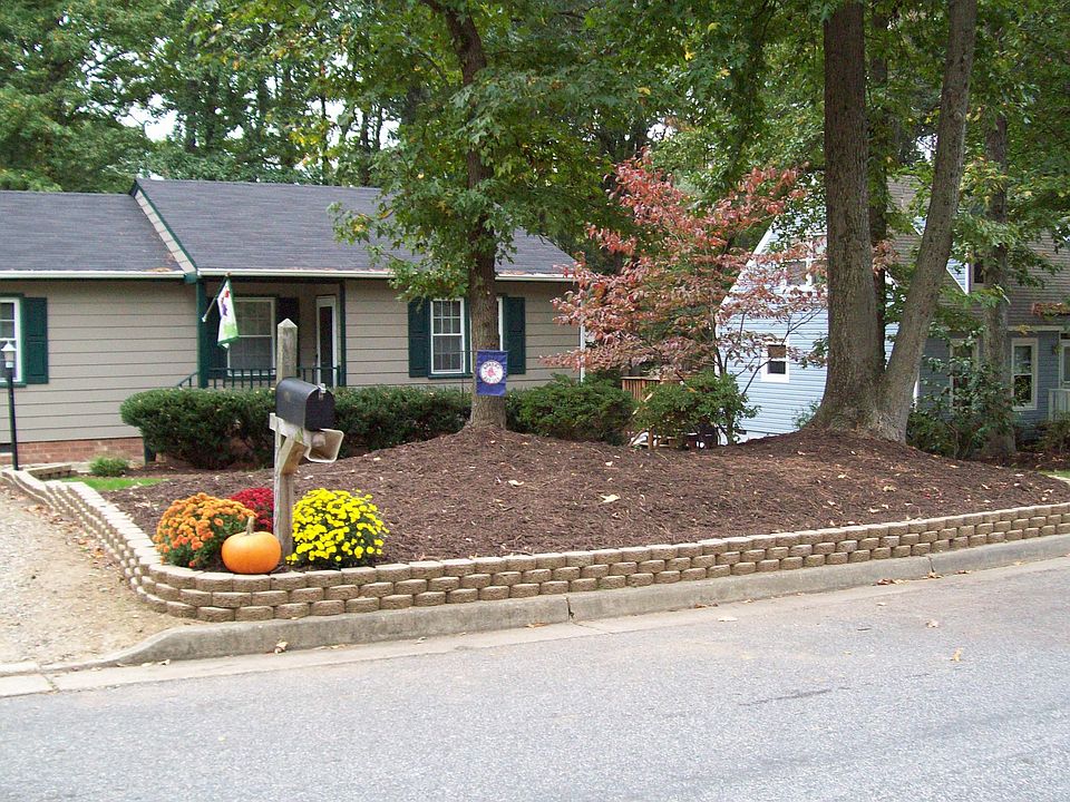 1st image of 7409 Noble Ave
