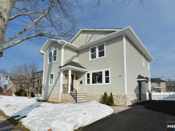 31 Albert Ave, Fair Lawn, NJ 07410