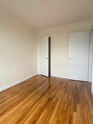 Rented by Queens Apartments Realty LLC | media 8