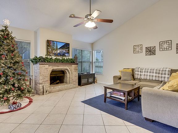 4th image of 9326 Andersonville Ln
