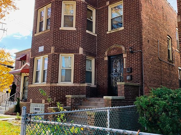 3rd image of 10240 S Eberhart Ave #1