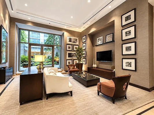 Living room, photo 1