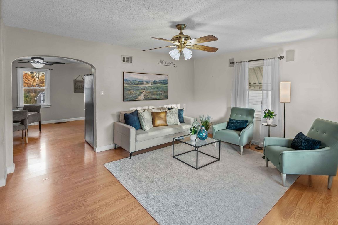 next background image