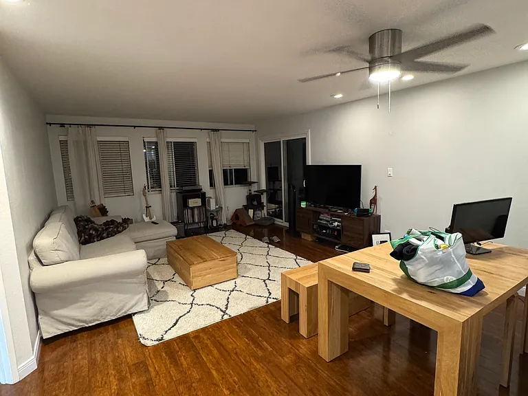 1739 E Broadway #10 — Photo 8