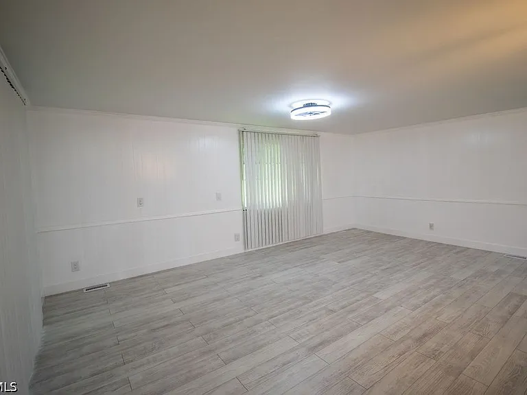 5506 Virginia Dare Ln — Photo 18