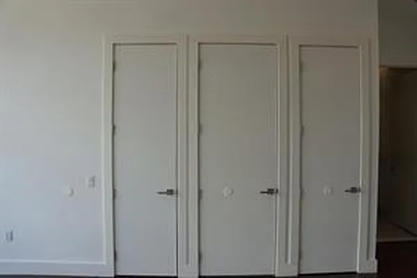 Rented by Corcoran | media 18