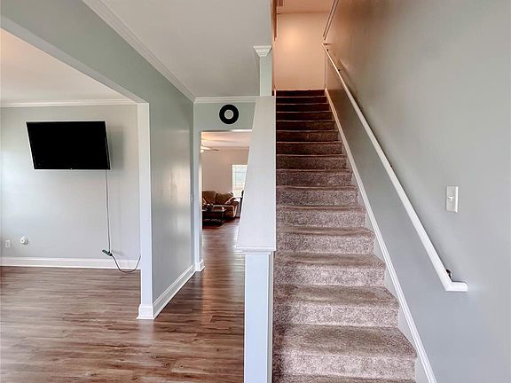 3rd image of 2078 Swanport Ln