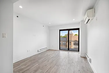 Rented by Living New York