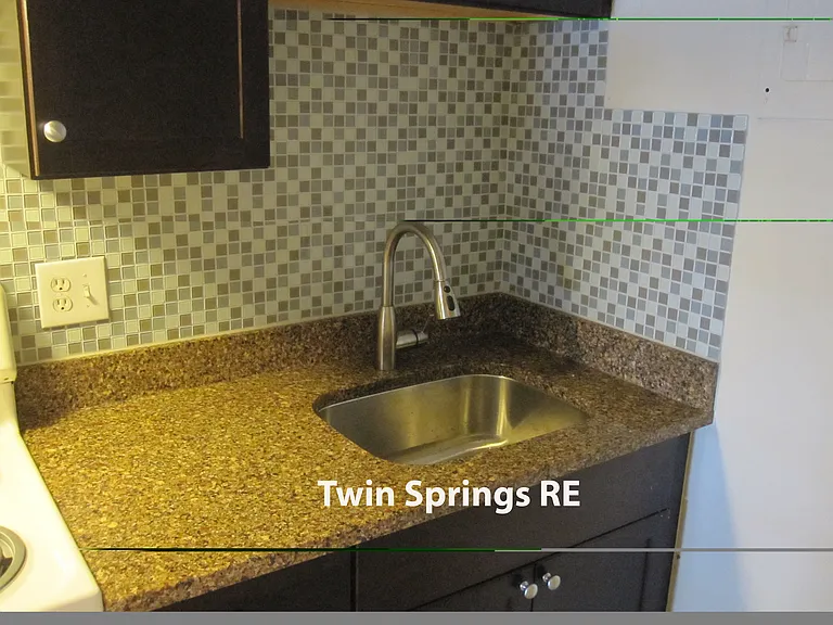 252 Spring St #7 — Photo 6