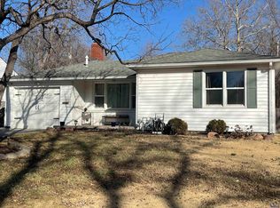 1118 SW Orleans St, Topeka, KS 66604