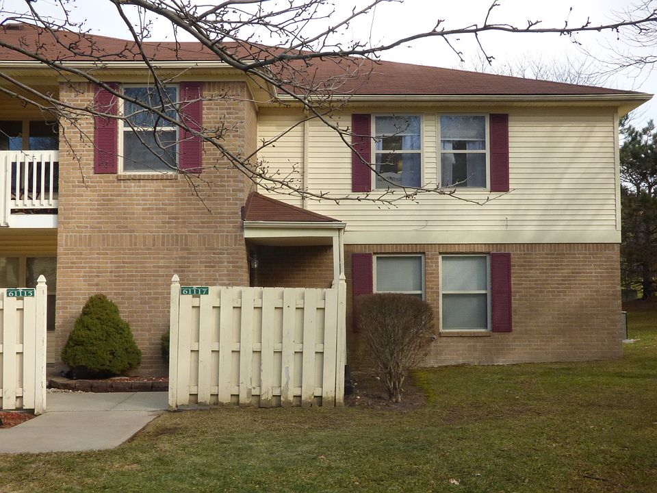 1st image of 61117 Greenwood Dr #1