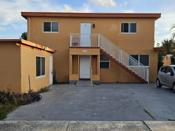 1209 W 10th St #1, West Palm Beach, FL 33404