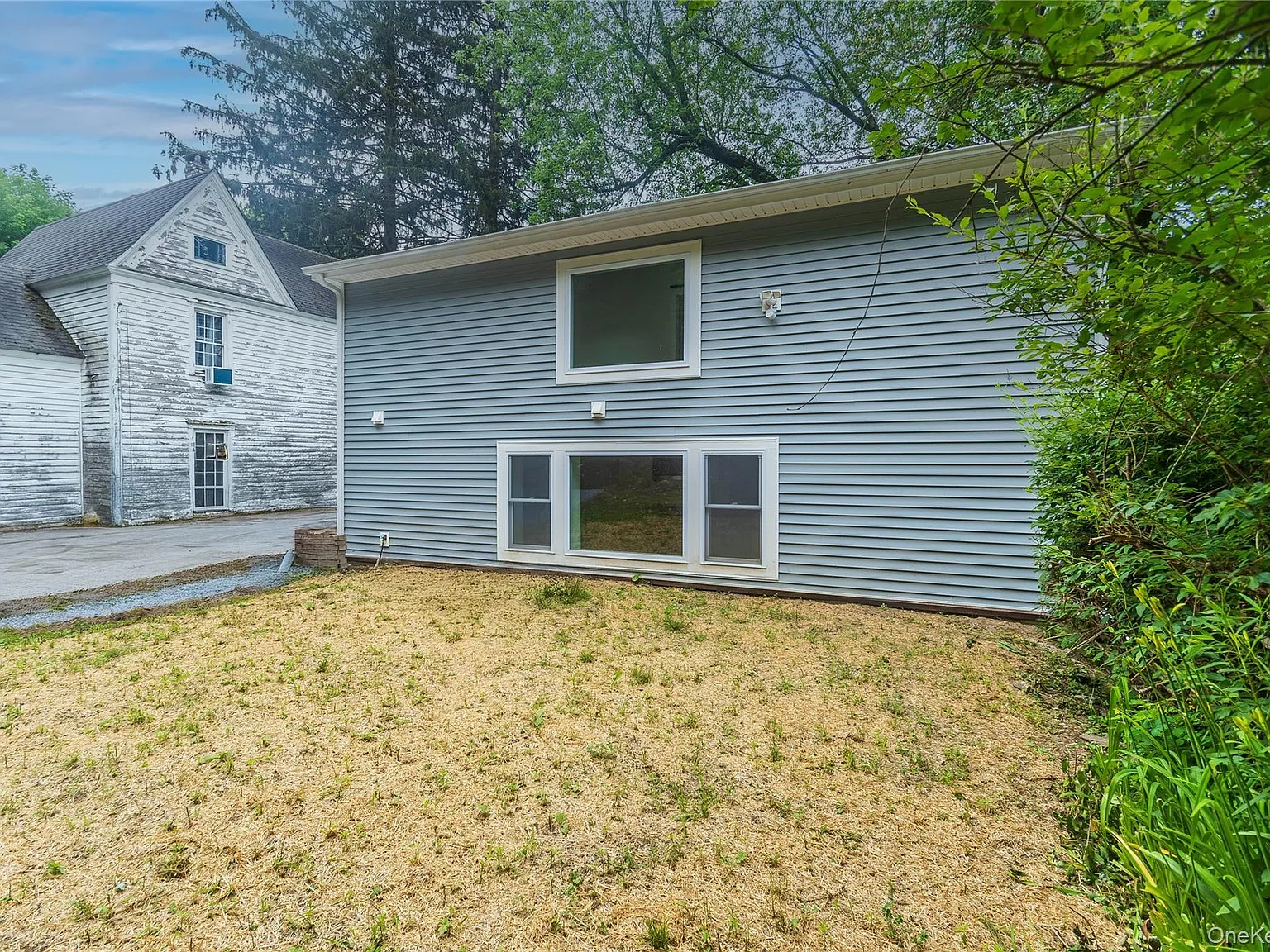 3 bed, 1.5 bath, 1552 sqft, $3,200 — Photo 4