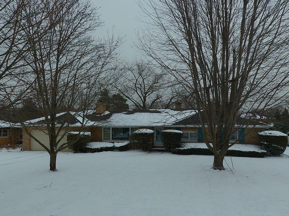 1st image of 735 S Bristol Ln