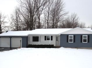 7459 Lakeside Rd, Ontario, NY 14519